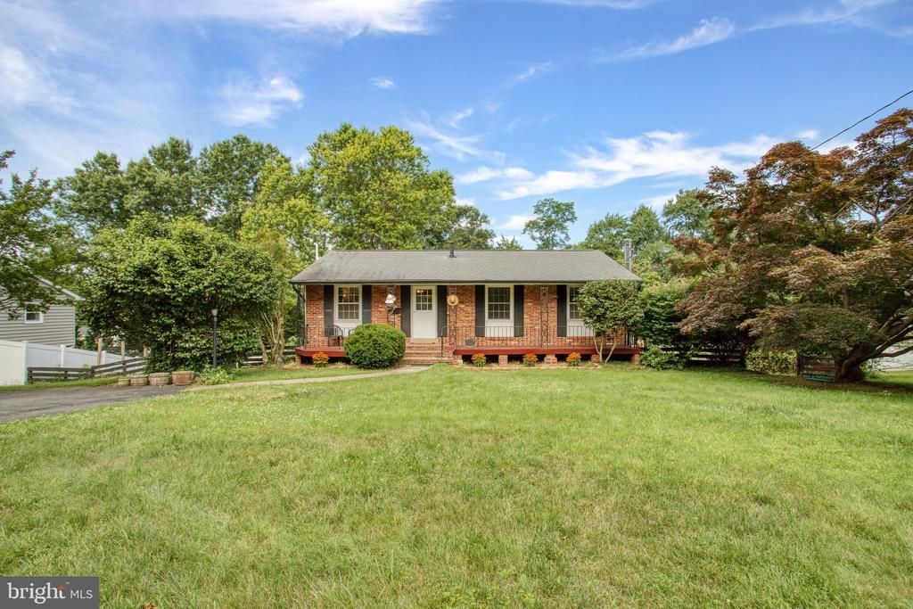 6434 Carriage Drive, Alexandria, VA 22310 Main Photo