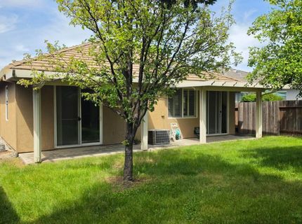 1642 Vosspark Way, Sacramento, CA 95835 Photo