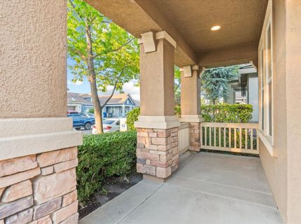 1642 Vosspark Way, Sacramento, CA 95835 Photo