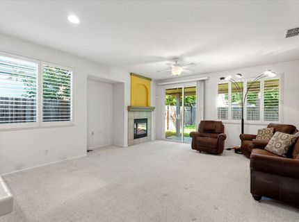 1642 Vosspark Way, Sacramento, CA 95835 Photo
