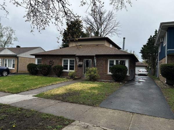 7805 45th Street , Lyons, IL 60534