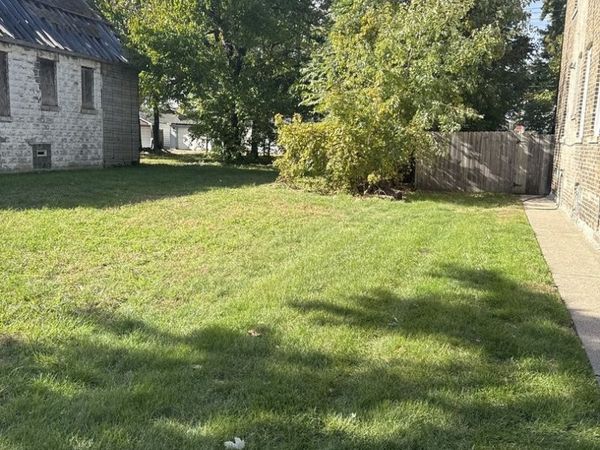 12242 S Wallace Street , Chicago, IL 60628