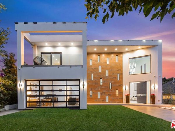 12443 W Sunset Boulevard, Los Angeles, CA 90049