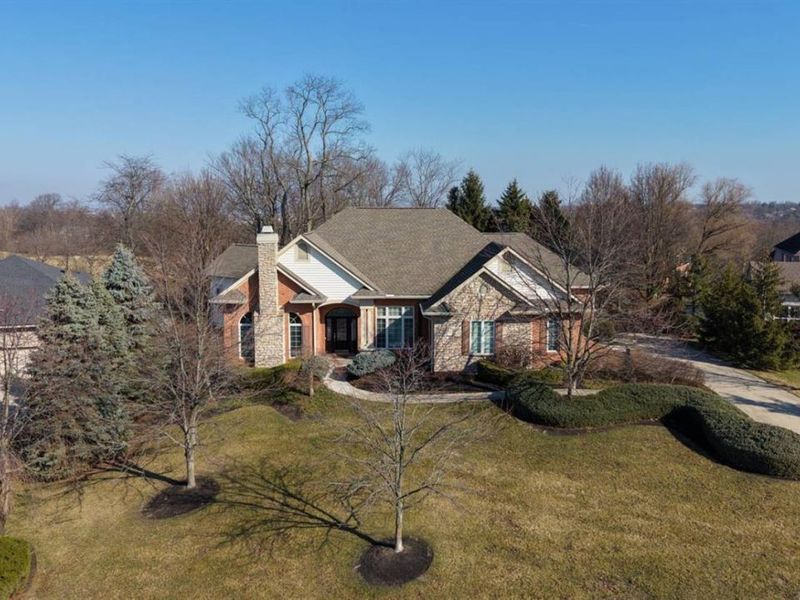 2994 Twilight Drive, Cincinnati, OH 45241 Photo 2