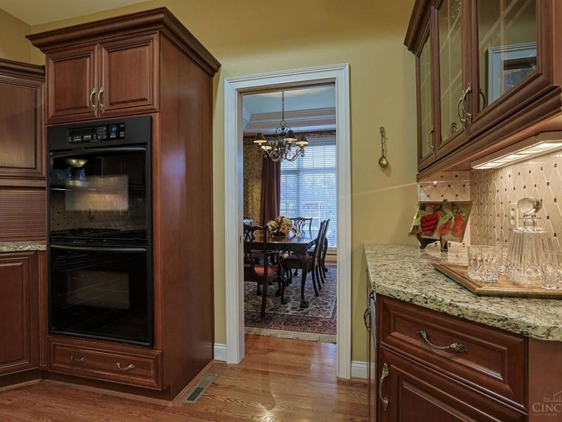 2994 Twilight Drive, Cincinnati, OH 45241 Photo 20