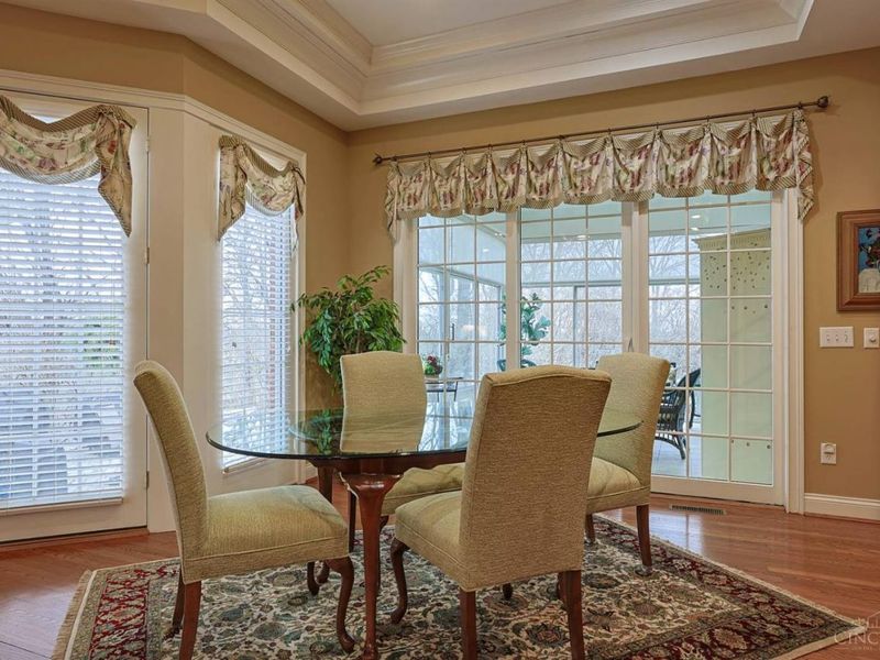 2994 Twilight Drive, Cincinnati, OH 45241 Photo 22