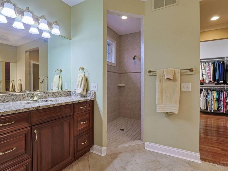 2994 Twilight Drive, Cincinnati, OH 45241 Photo 31