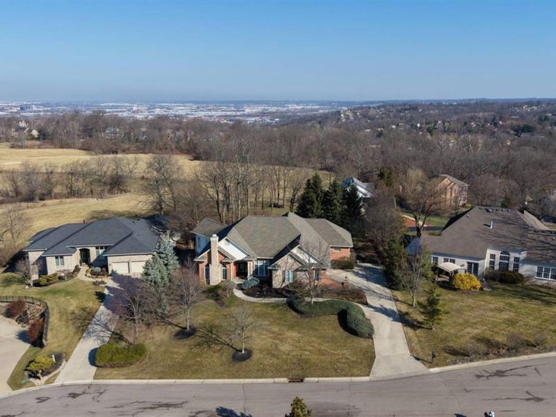 2994 Twilight Drive, Cincinnati, OH 45241 Photo 4