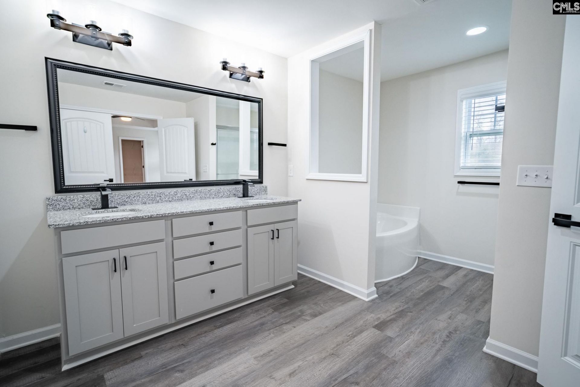 2025 Barnhart Drive  Photo 25