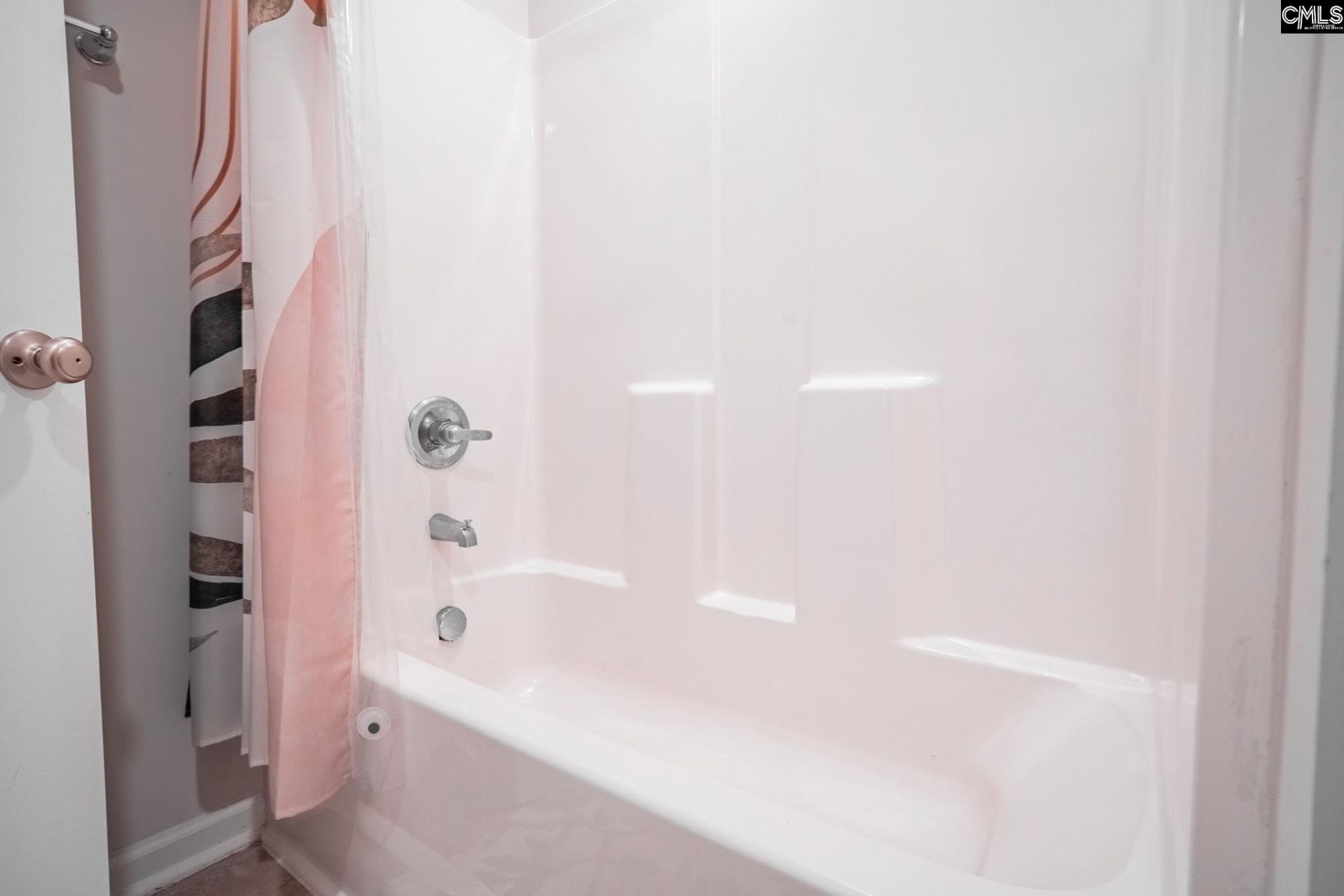 669 Penfolds Way  Photo 27