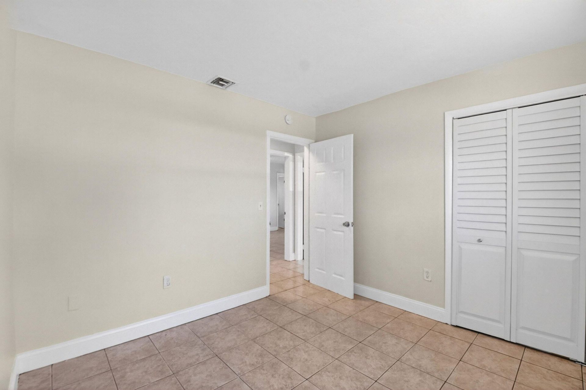775 Snead Circle, Lake Belvedere Estates, FL 33413 Photo