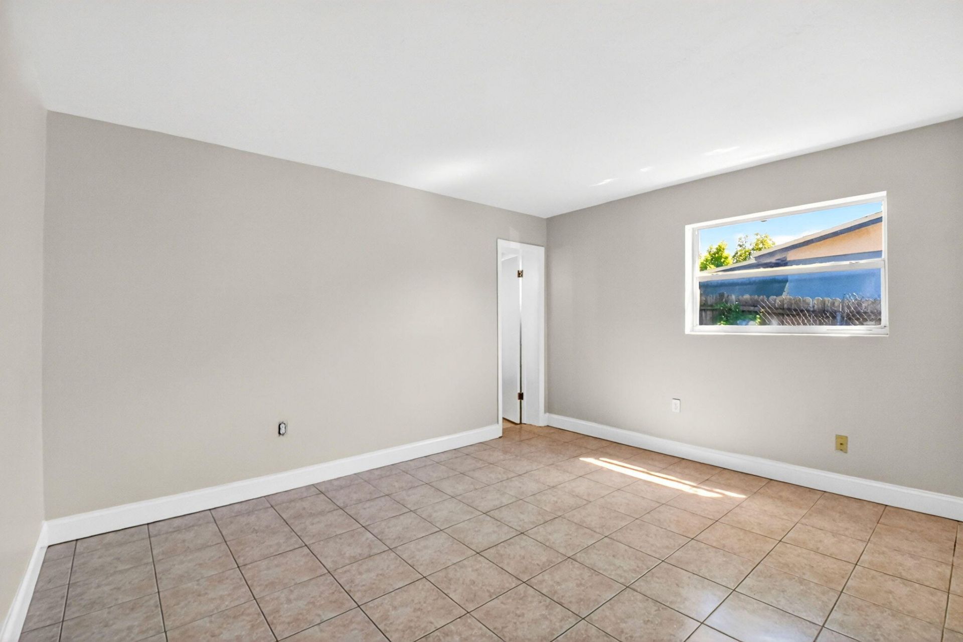 775 Snead Circle, Lake Belvedere Estates, FL 33413 Photo