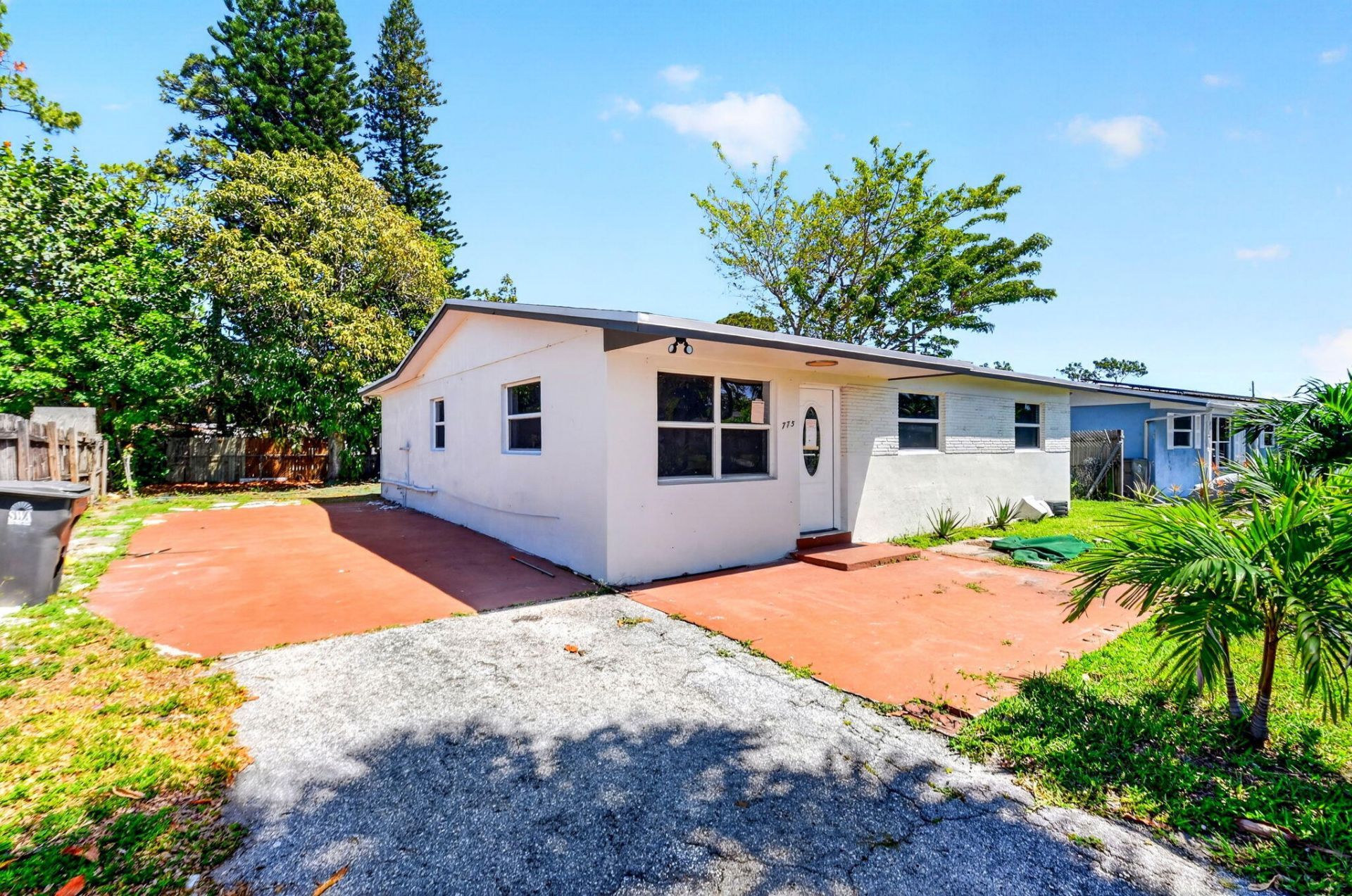 775 Snead Circle, Lake Belvedere Estates, FL 33413 Photo