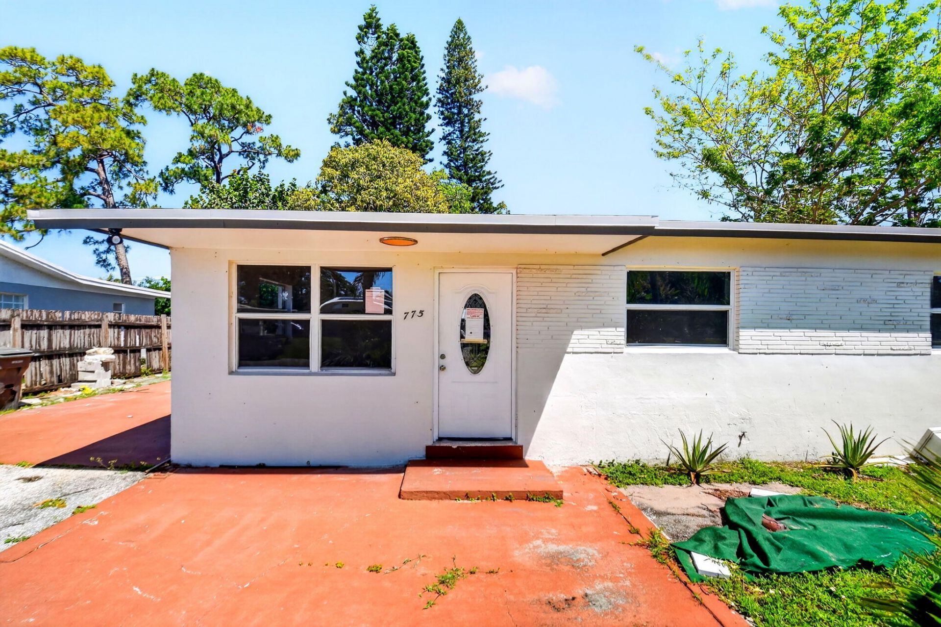 775 Snead Circle, Lake Belvedere Estates, FL 33413 Photo