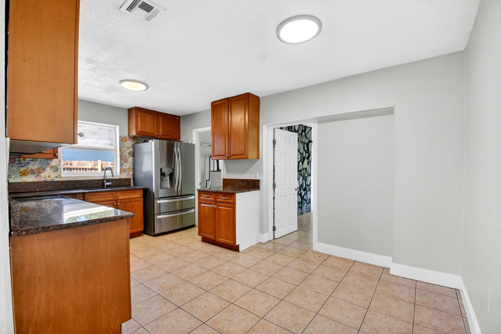 775 Snead Circle, Lake Belvedere Estates, FL 33413 Photo