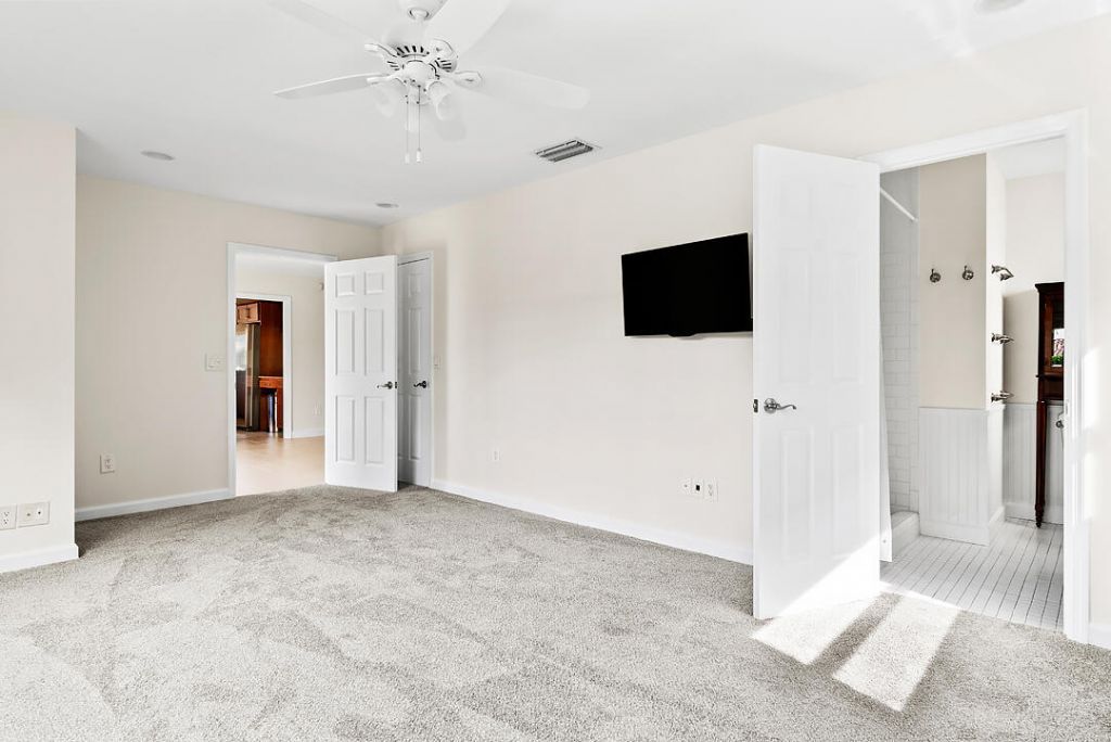 260 E Lakewood Road, West Palm Beach, FL 33405 Photo