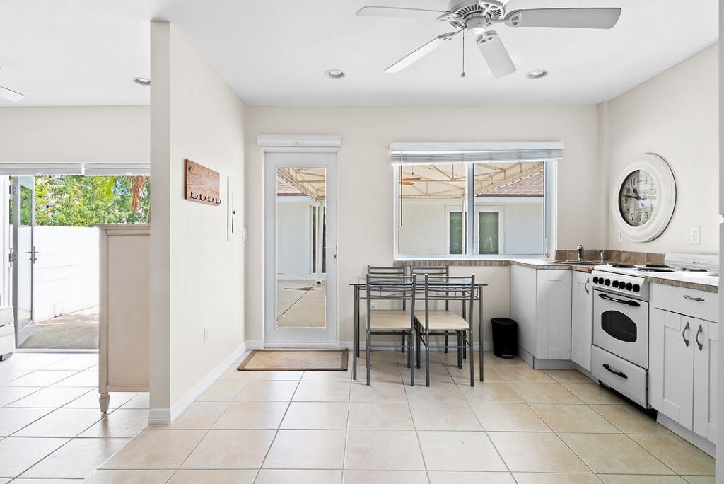 260 E Lakewood Road, West Palm Beach, FL 33405 Photo