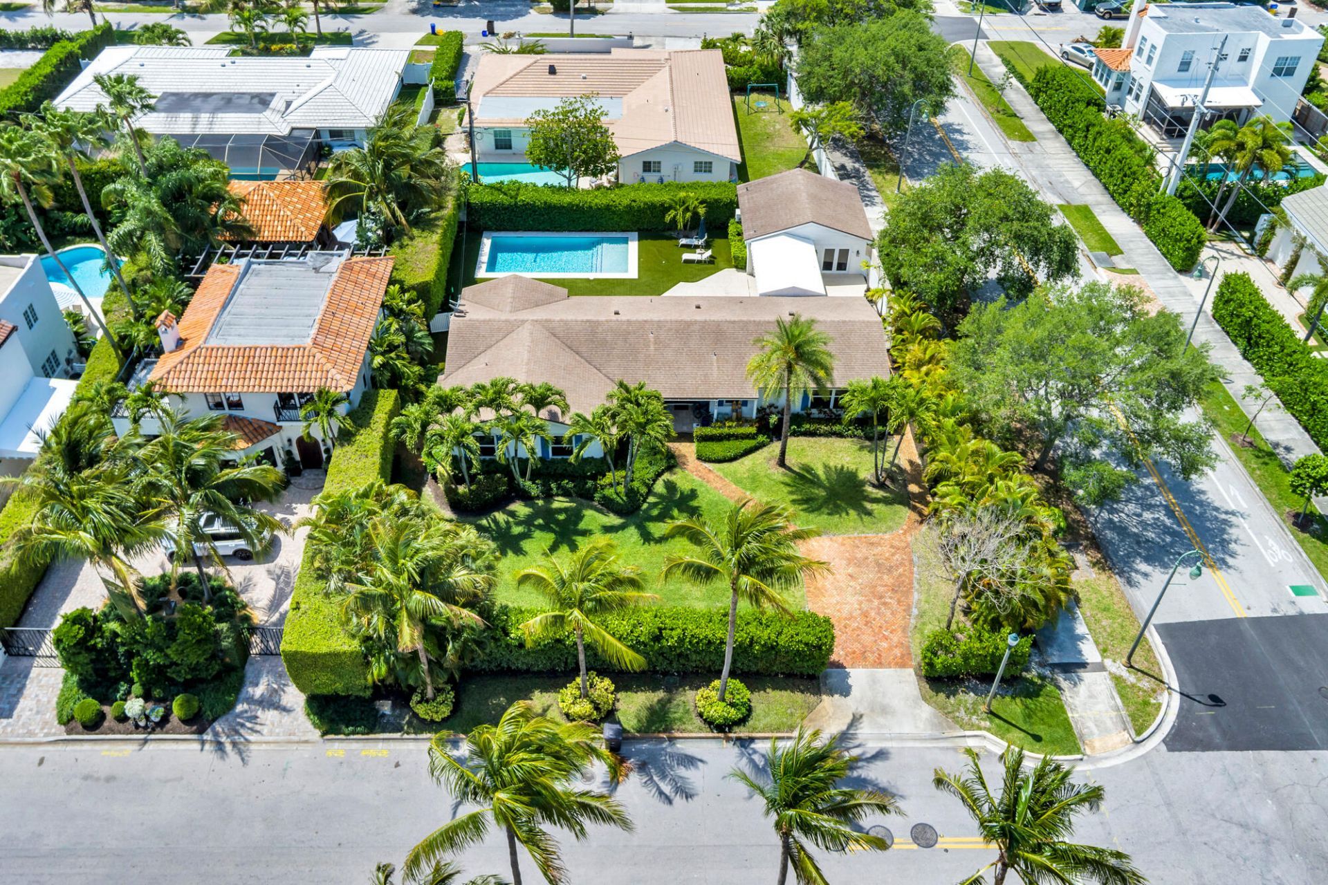 260 E Lakewood Road, West Palm Beach, FL 33405 Photo
