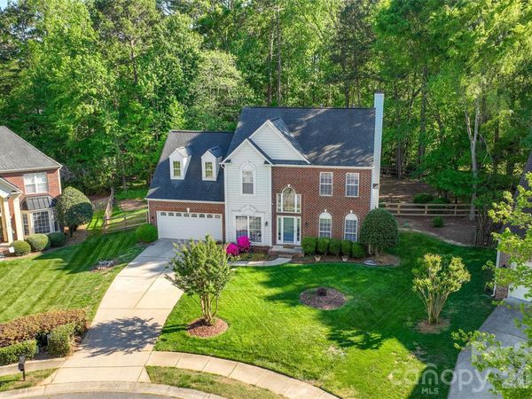 936 Timber Knoll Drive, Matthews, NC 28105