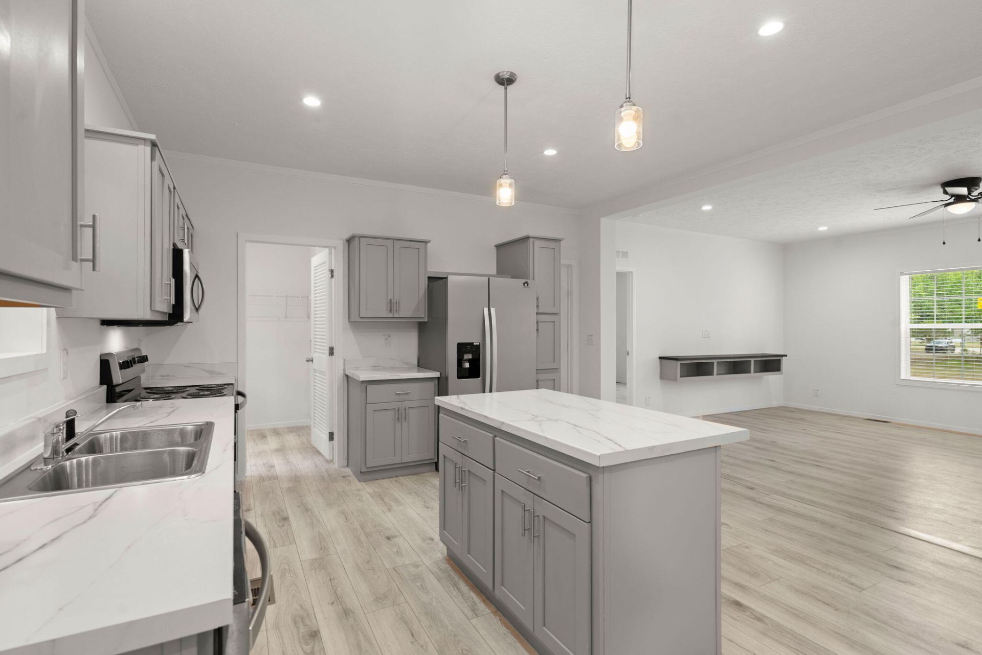 184 Gaines Circle Photo 15