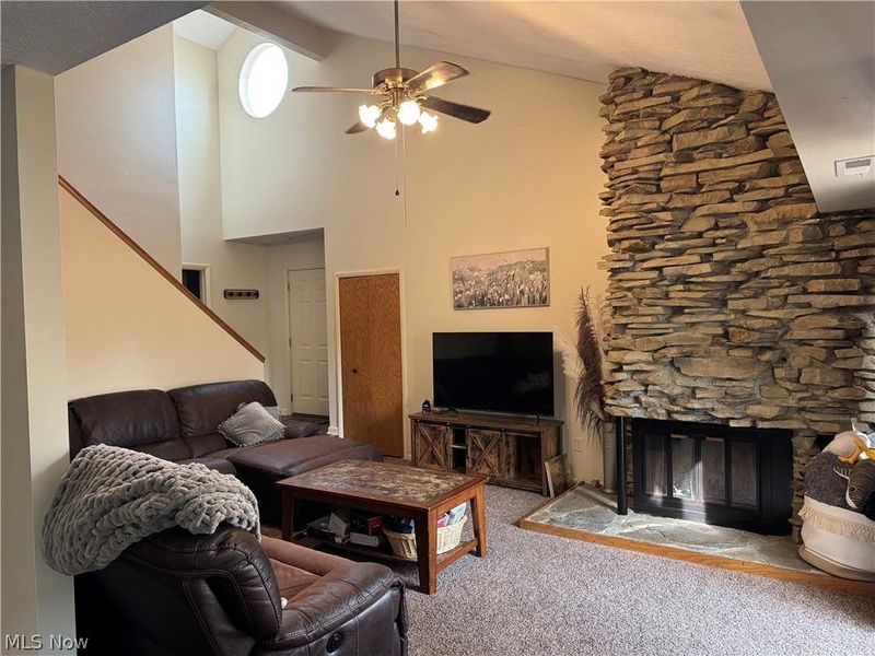 1438 Loop Road, Kent, OH 44240 Photo 7