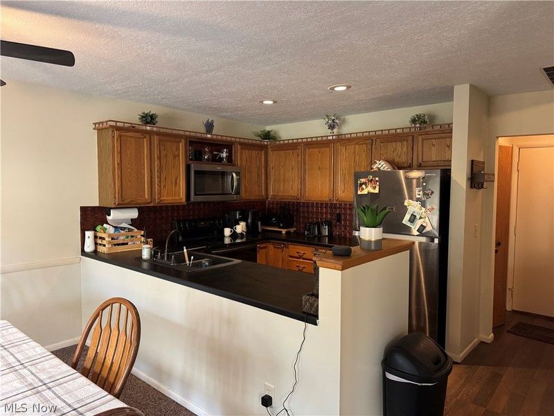 1438 Loop Road, Kent, OH 44240 Photo 8