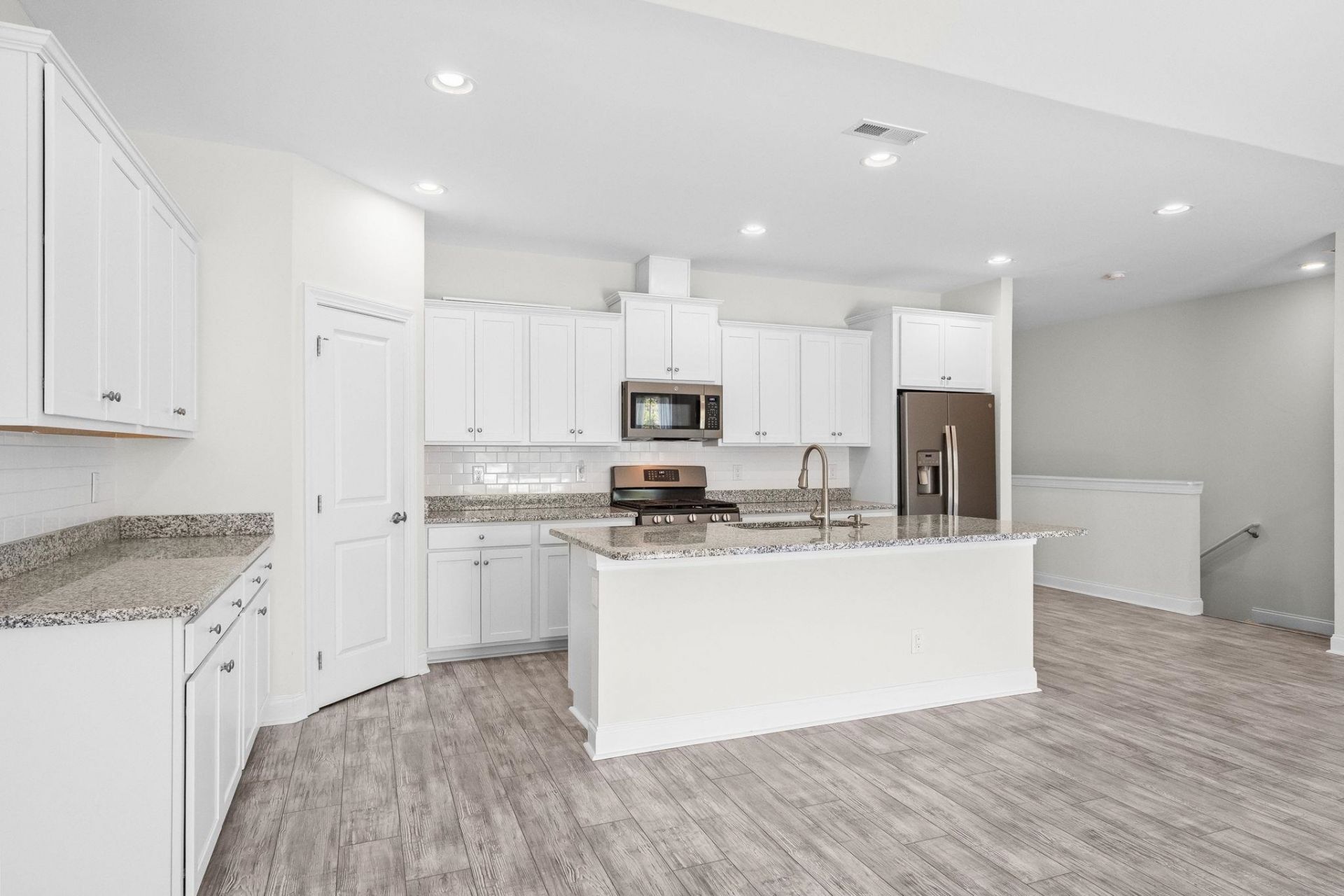 1911 Enclave Ln.  Photo 13