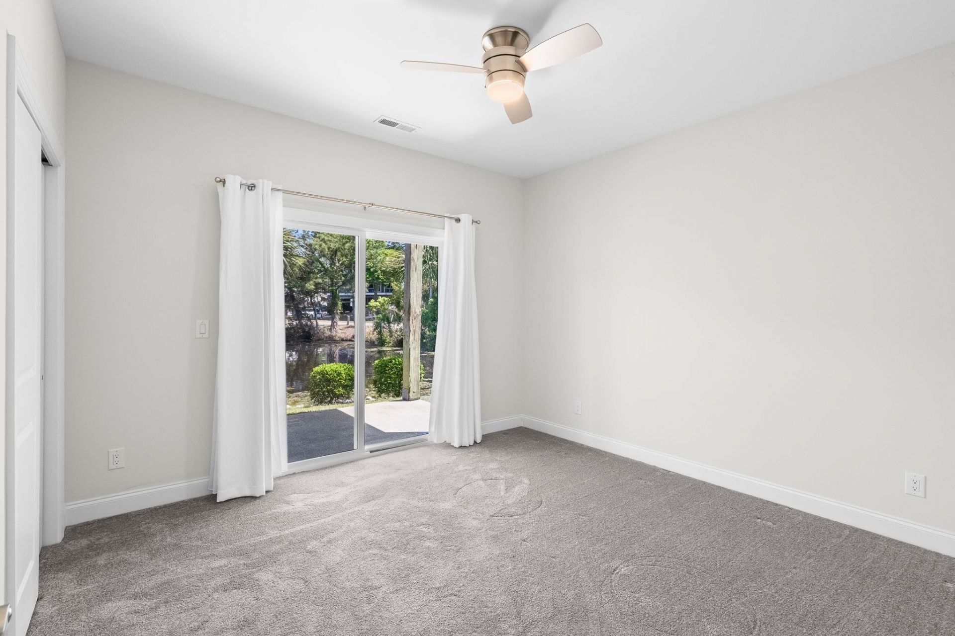 1911 Enclave Ln.  Photo 29