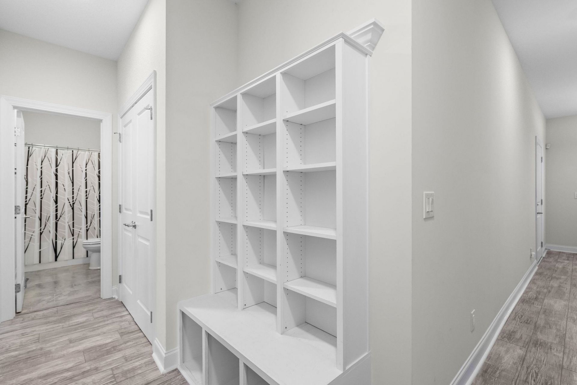 1911 Enclave Ln.  Photo 39