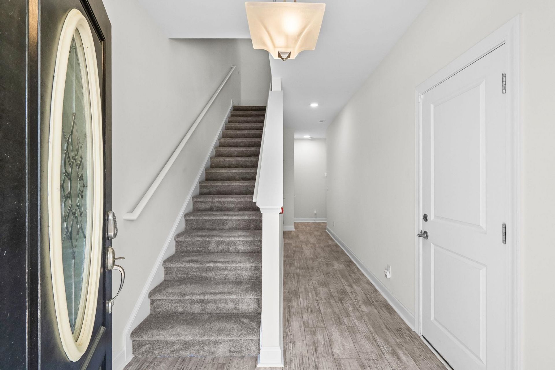 1911 Enclave Ln.  Photo 4