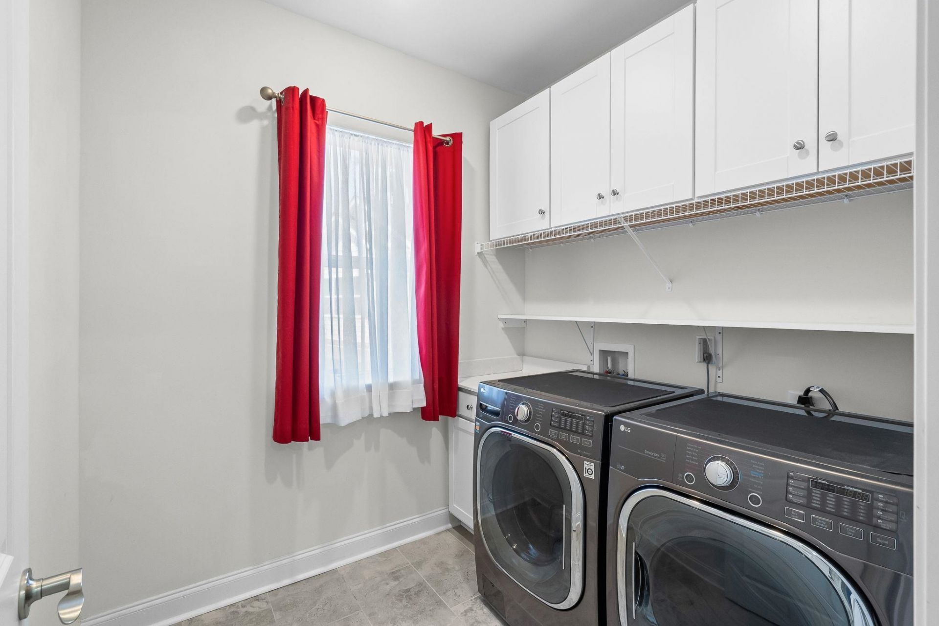 1911 Enclave Ln.  Photo 43