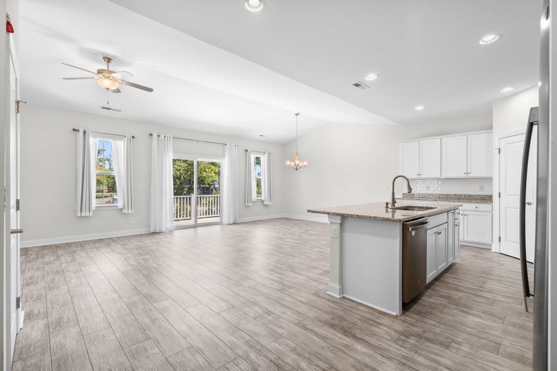 1911 Enclave Ln.  Photo 6