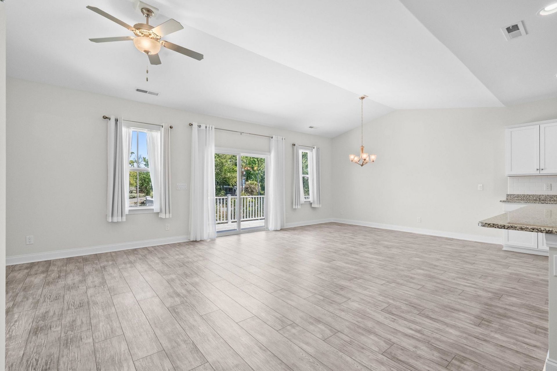 1911 Enclave Ln.  Photo 7