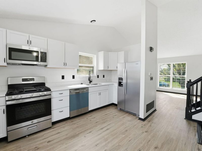 3742 Ducat Street , Columbus, OH 43207 Photo 18