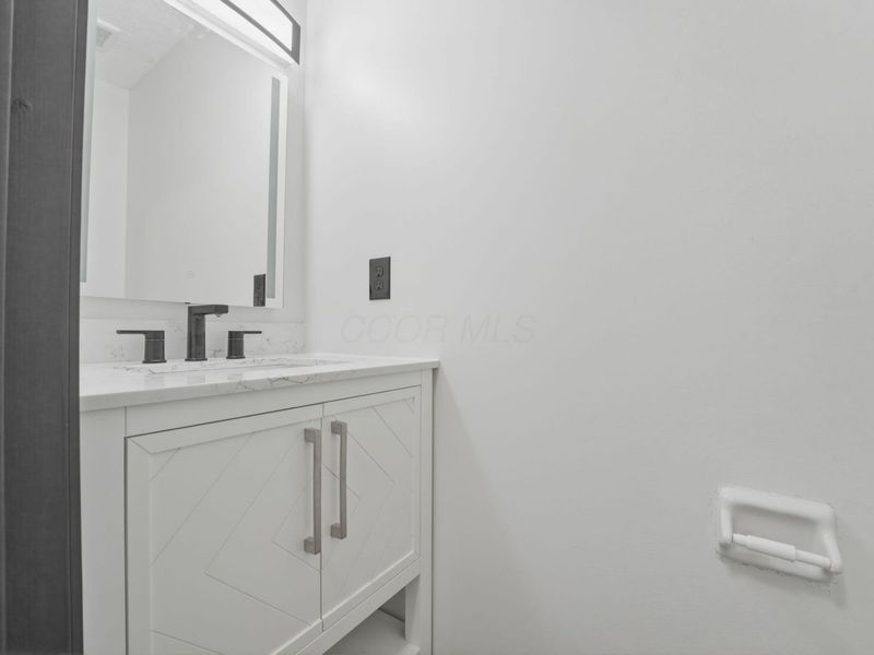 3742 Ducat Street , Columbus, OH 43207 Photo 21