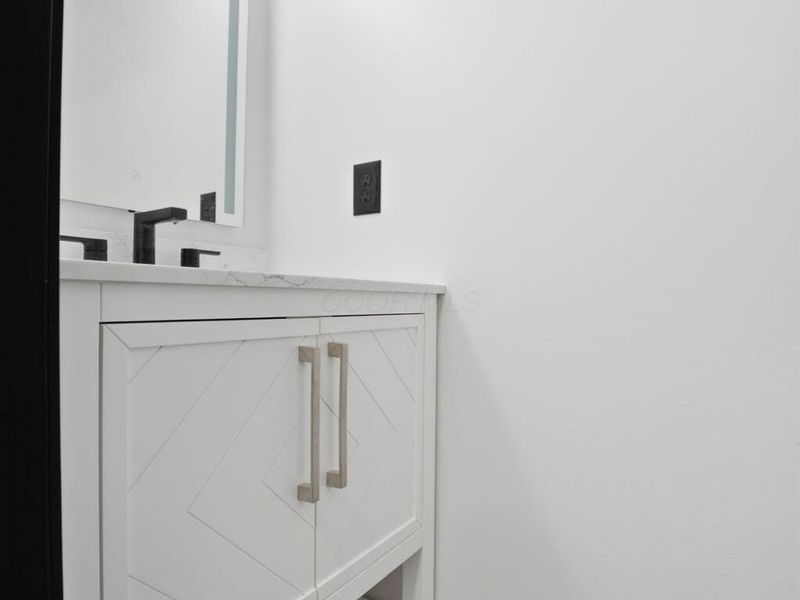 3742 Ducat Street , Columbus, OH 43207 Photo 24