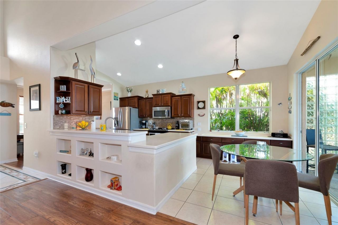 163 Bridgewater Court , Bradenton, FL 34212 Photo