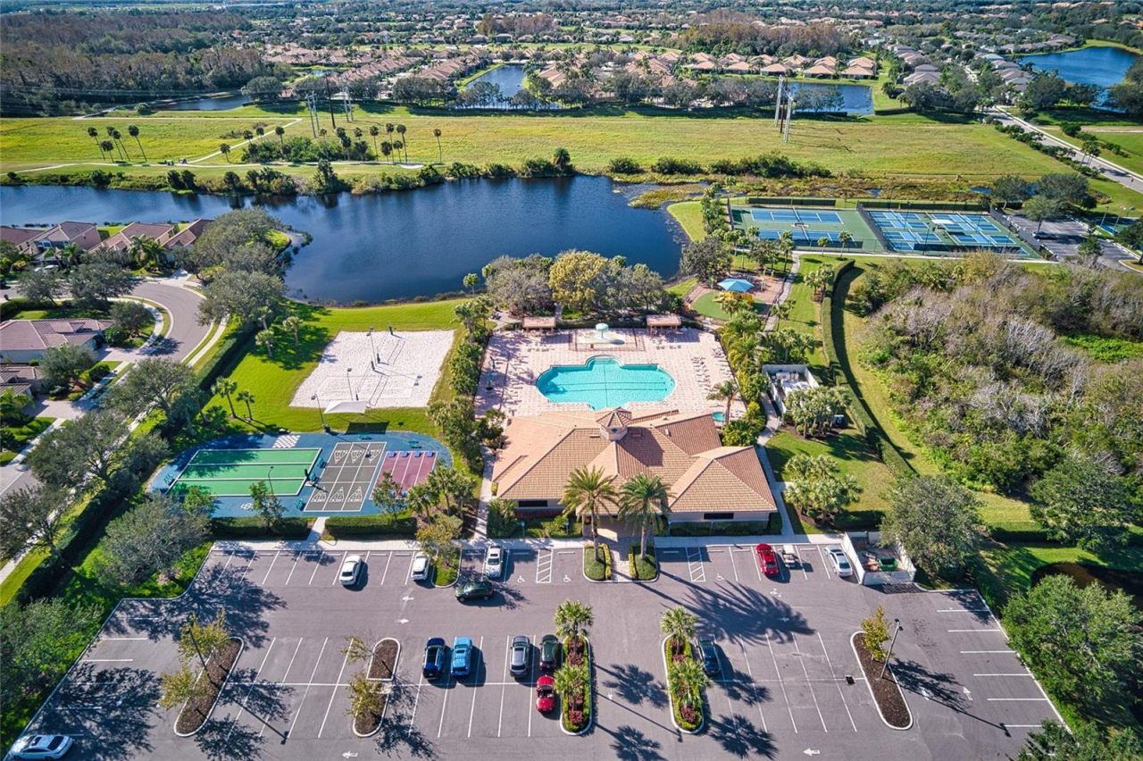 163 Bridgewater Court , Bradenton, FL 34212 Photo