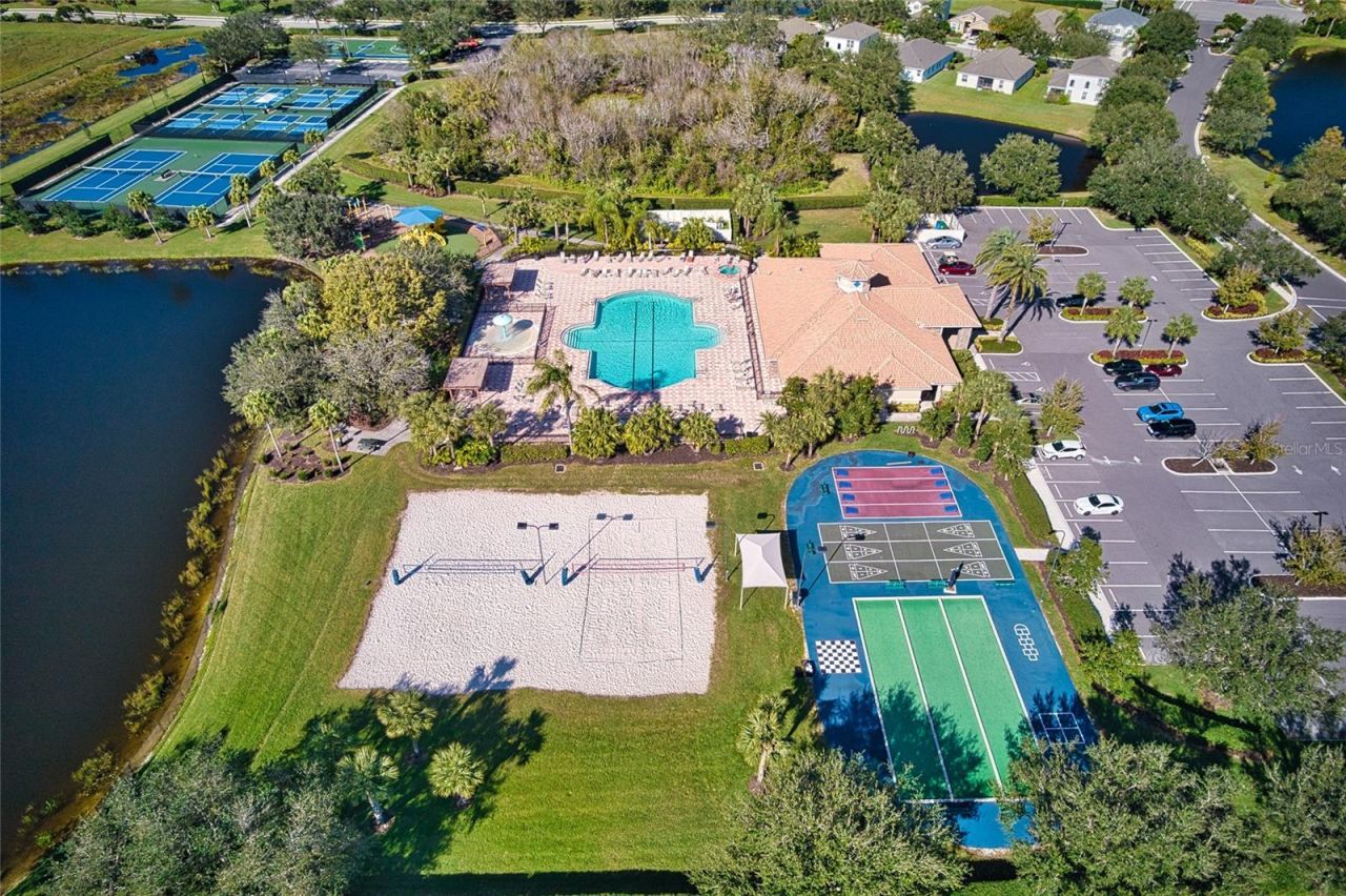 163 Bridgewater Court , Bradenton, FL 34212 Photo