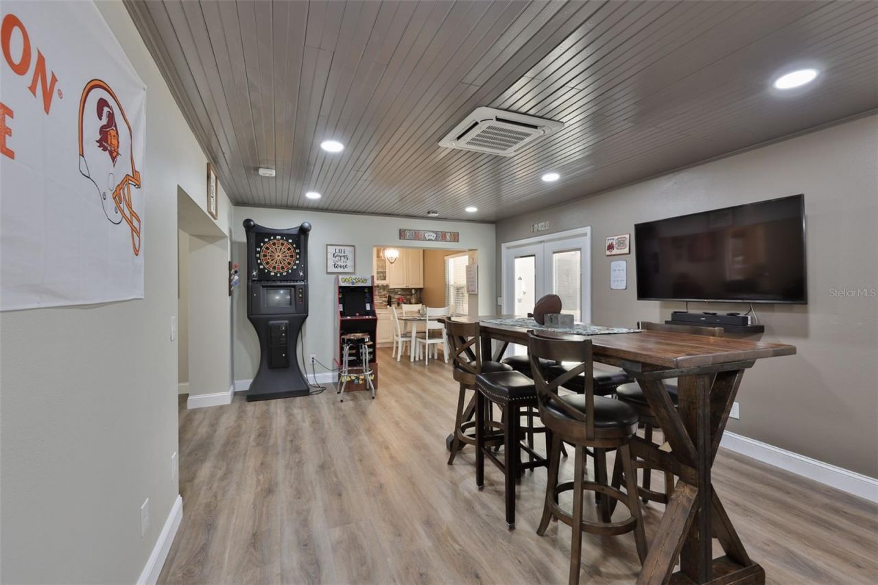 3931 Appletree Drive, Valrico, FL 33594 Photo