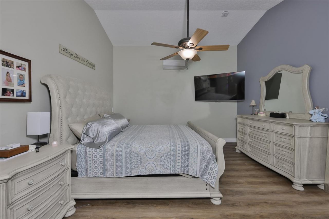 3931 Appletree Drive, Valrico, FL 33594 Photo