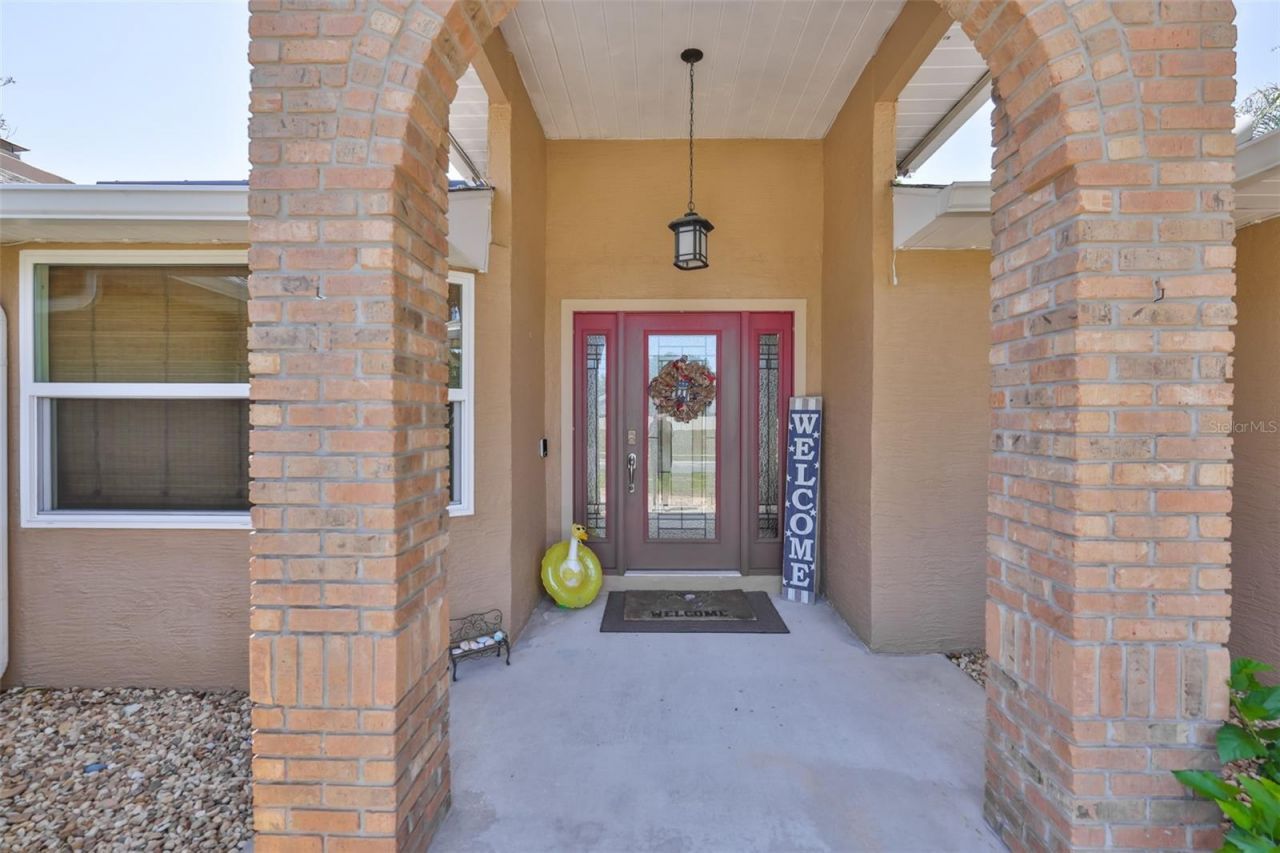 3931 Appletree Drive, Valrico, FL 33594 Photo