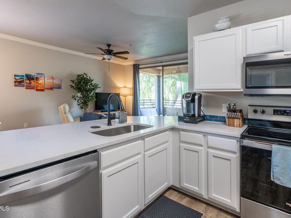 20100 N 78TH Place, Unit 2098, Scottsdale, AZ 85255