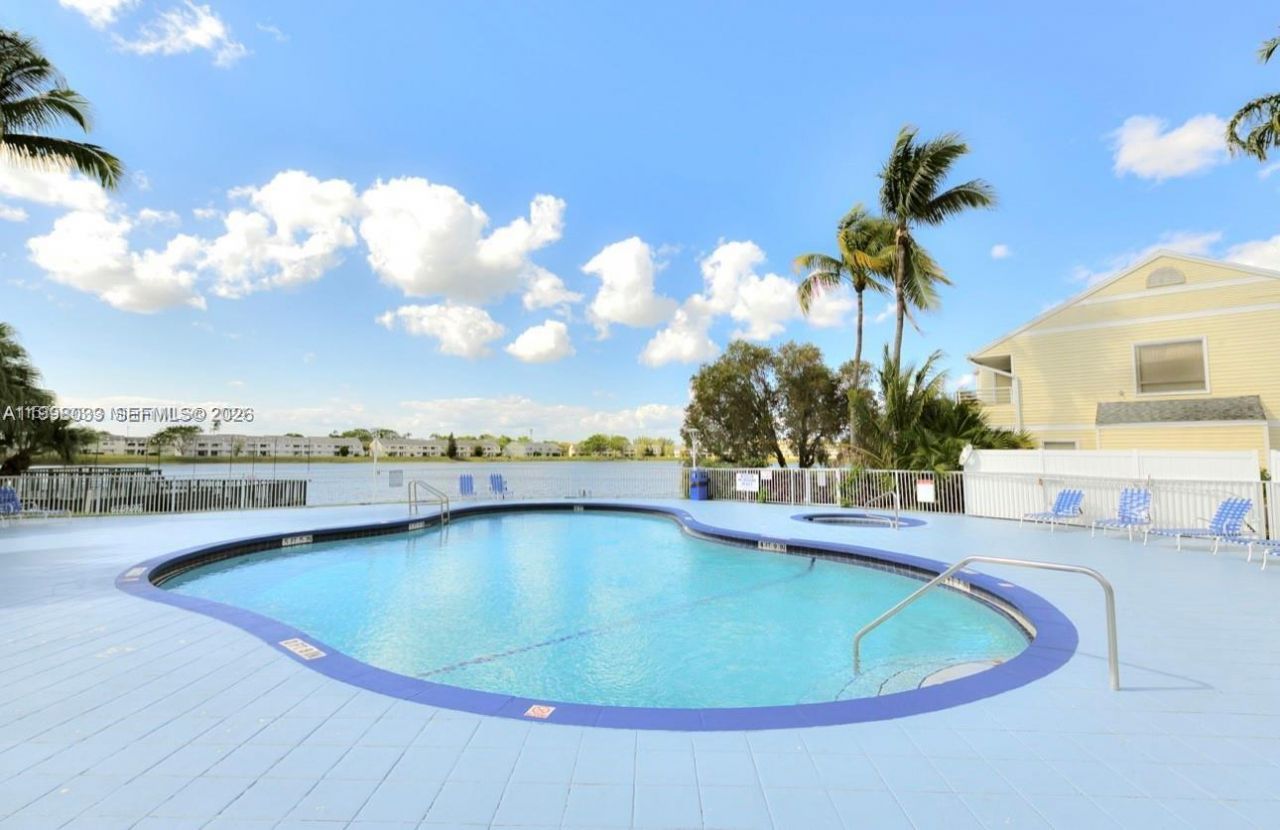 3453 NW 44th St , Unit 104, Oakland Park, FL 33309 Photo