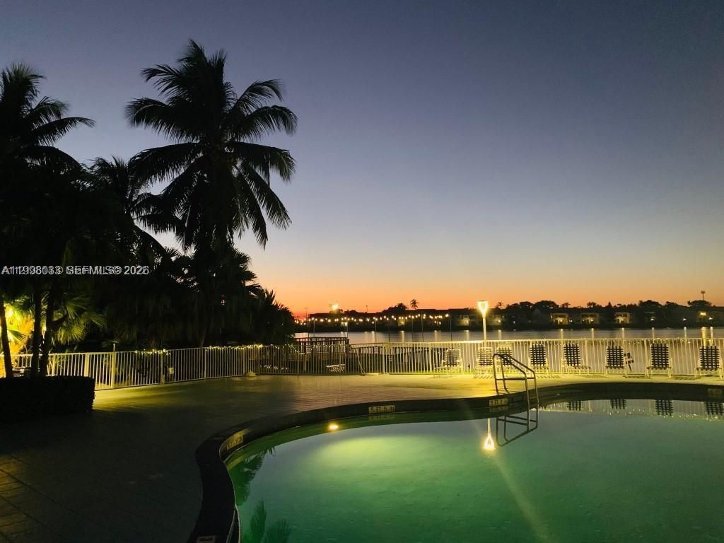 3453 NW 44th St , Unit 104, Oakland Park, FL 33309 Photo