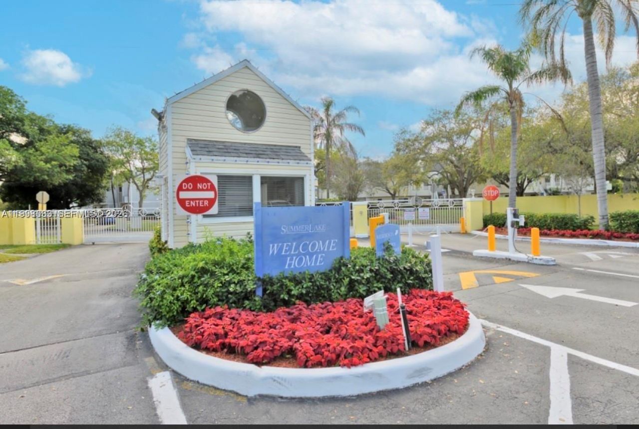 3453 NW 44th St , Unit 104, Oakland Park, FL 33309 Photo