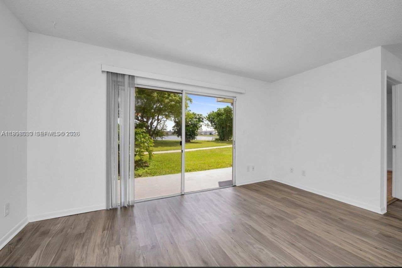 3453 NW 44th St , Unit 104, Oakland Park, FL 33309 Photo
