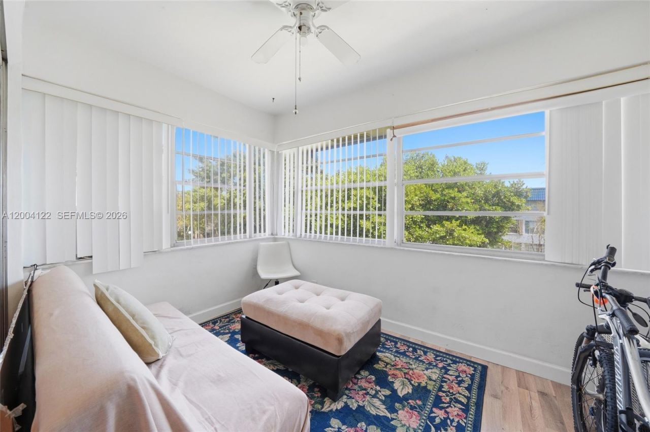3190 Holiday Springs Blvd, Unit 4-306, Margate, FL 33063 Photo