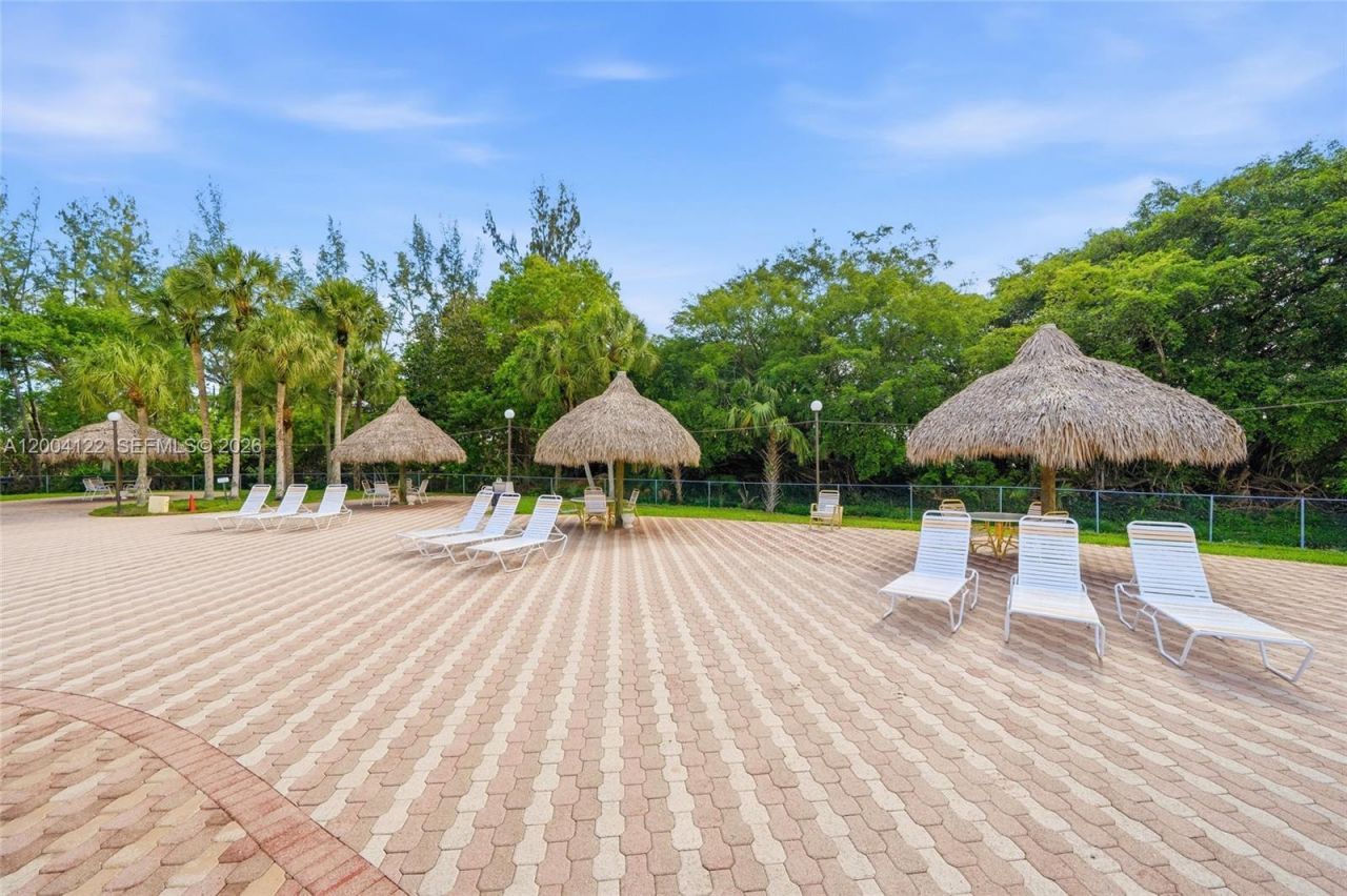 3190 Holiday Springs Blvd, Unit 4-306, Margate, FL 33063 Photo
