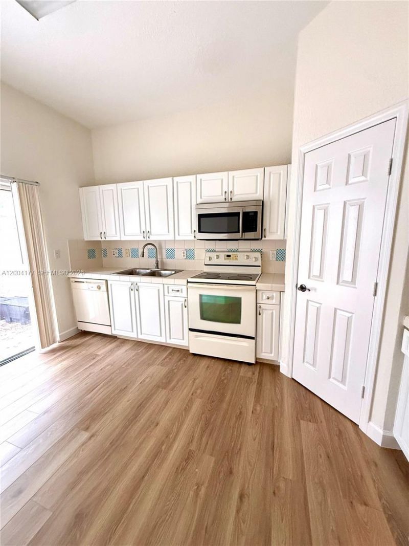 1947 SE 23rd Rd, Homestead, FL 33035 Photo